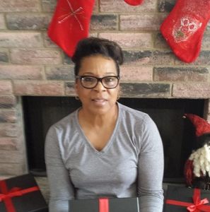 Meet your Posher, Shirley